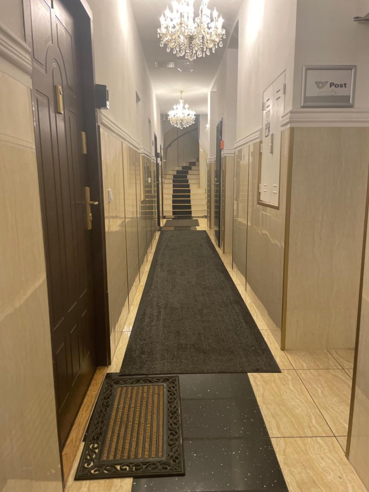 Diamond Apartment Вена Экстерьер фото